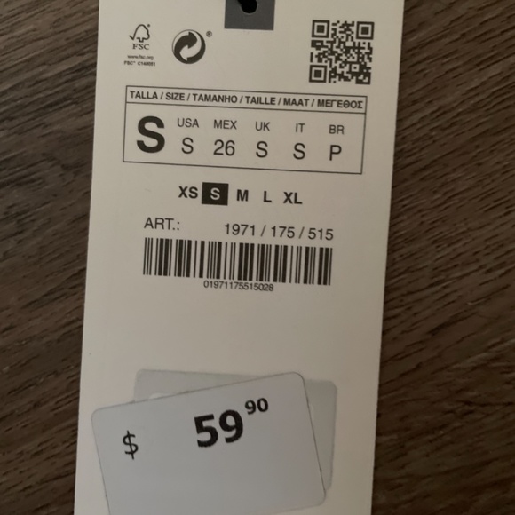 Zara Oversized Blouse - Picture 2 of 2